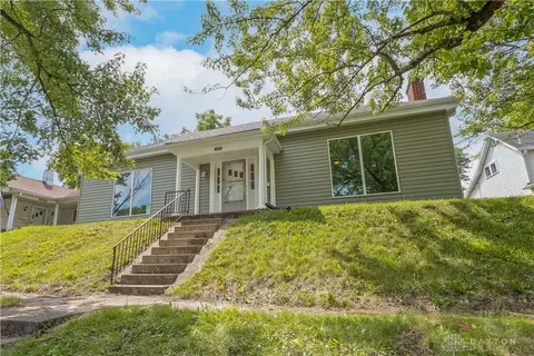 787 E Main St, Xenia, OH 45385