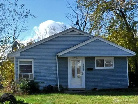 3997 Foxboro Dr, Trotwood, OH 45416