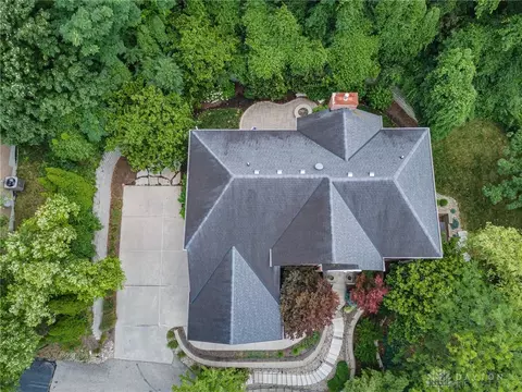 View/Area - 524 Stanley Ave, Cincinnati, OH 45226 photo 2 of 2