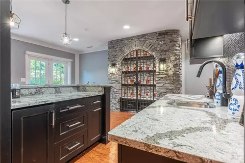 Kitchen - 524 Stanley Ave, Cincinnati, OH 45226 photo 8 of 8