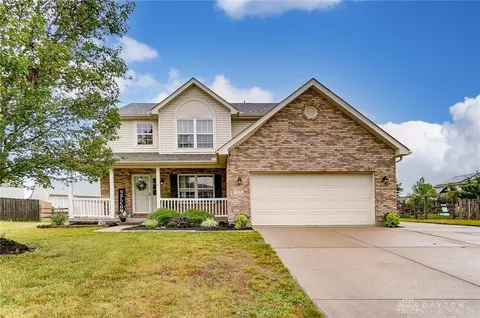 512 Sudbury Dr, Trenton, OH 45067