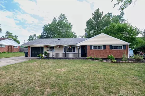 176 Blackstone Dr, Dayton, OH 45459