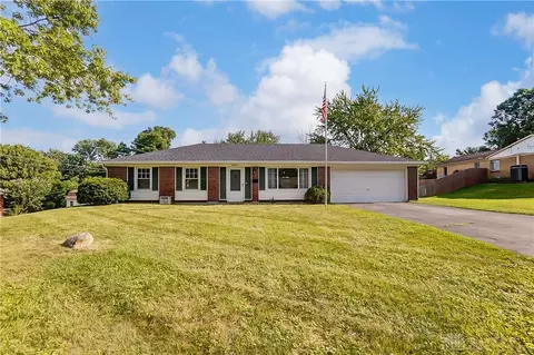 4239 Williamsport Dr, Beavercreek, OH 45430