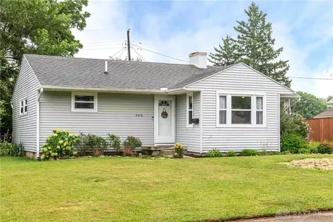 2016 Pittsfield St, Kettering, OH 45420 photo 4