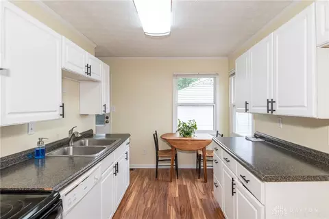 2016 Pittsfield St, Kettering, OH 45420 photo 14