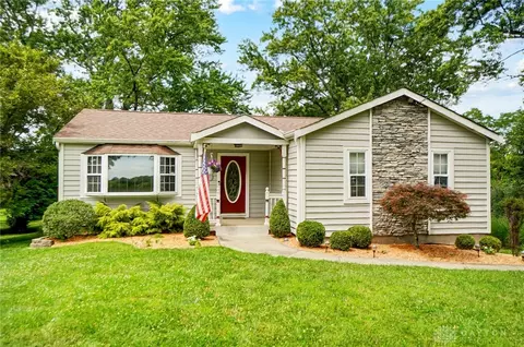 2291 Van Blaricum Rd, Cincinnati, OH 45233