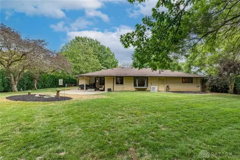 Exterior - 7685 Duffield Cir, Centerville, OH 45459 photo 8 of 11