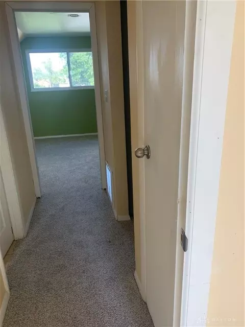 Entry Way - 1620 Willow Pl, Sidney, OH 45365 photo 2 of 2