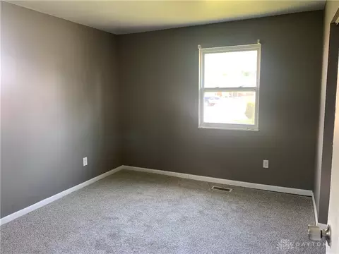 Bedroom - 1620 Willow Pl, Sidney, OH 45365 photo 3 of 6