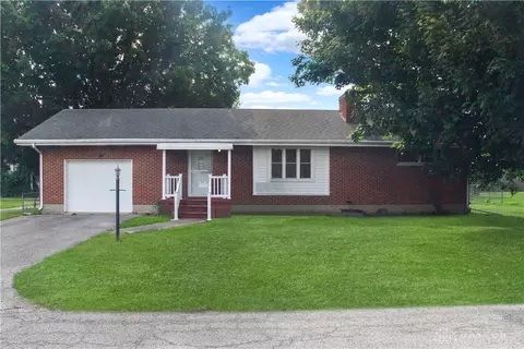 95 Lawnview Ave, North Hampton, OH 45349