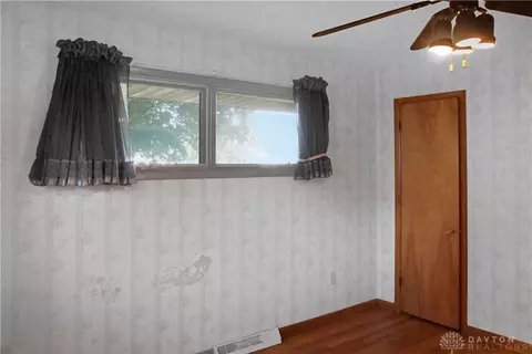 95 Lawnview Ave, North Hampton, OH 45349 photo 13
