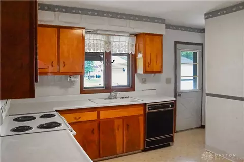 95 Lawnview Ave, North Hampton, OH 45349 photo 7