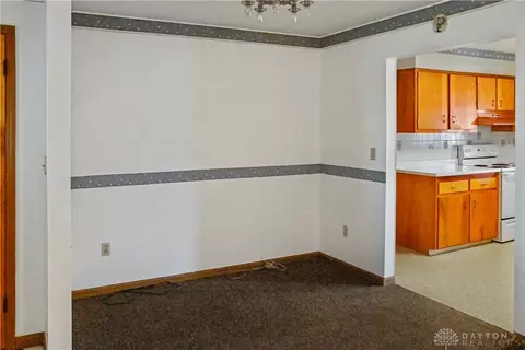 95 Lawnview Ave, North Hampton, OH 45349 photo 10