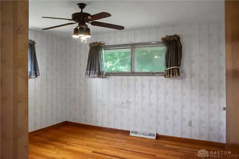 95 Lawnview Ave, North Hampton, OH 45349 photo 11