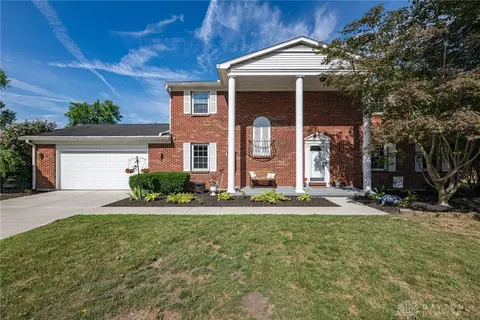 4343 Burnham Woods Dr, Franklin, OH 45005