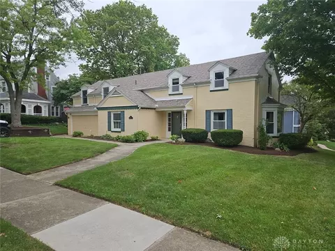 305 Northview Rd, Oakwood, OH 45419