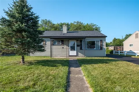 278 Redbank Dr, Fairborn, OH 45324
