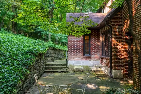 Exterior - 3700 Ridgeway Rd, Kettering, OH 45419 photo 6 of 12
