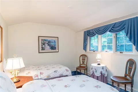 Bedroom - 3700 Ridgeway Rd, Kettering, OH 45419 photo 6 of 7