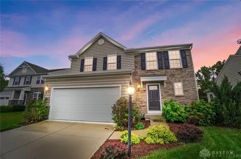 2908 Ridge View Ct, Xenia, OH 45385