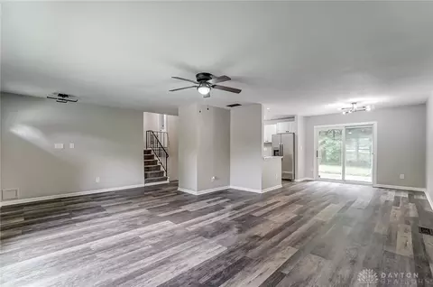 4383 Grossepoint St, Springfield, OH 45502 photo 8