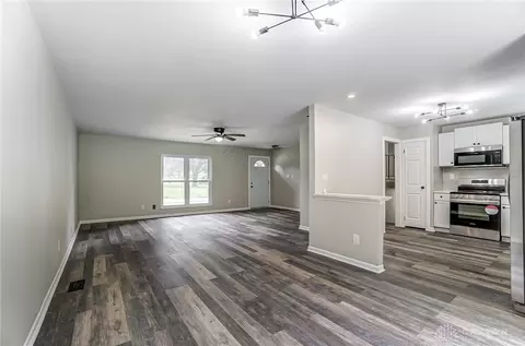 4383 Grossepoint St, Springfield, OH 45502 photo 10