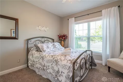 Bedroom - 1550 Lemans Blvd, Centerville, OH 45458 photo 4 of 6
