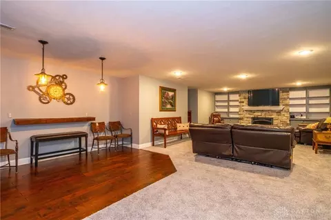 Living - 1550 Lemans Blvd, Centerville, OH 45458 photo 5 of 9