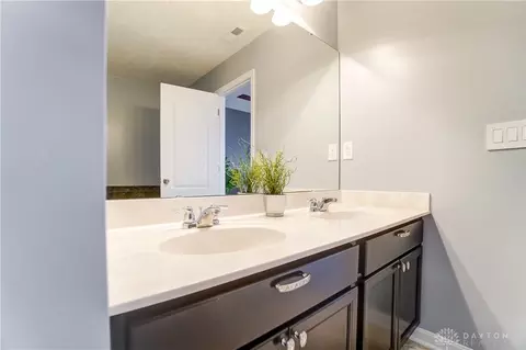Bath - 4759 Jacob Andrew Ct, Morrow, OH 45152 photo 4 of 11