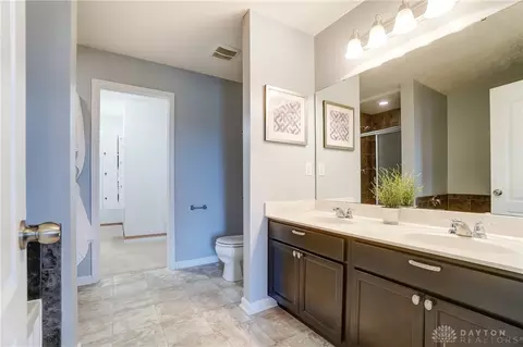 Bath - 4759 Jacob Andrew Ct, Morrow, OH 45152 photo 3 of 11