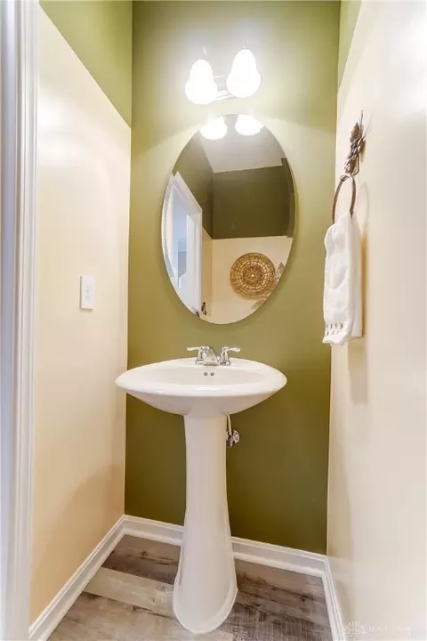 Bath - 4759 Jacob Andrew Ct, Morrow, OH 45152 photo 2 of 11