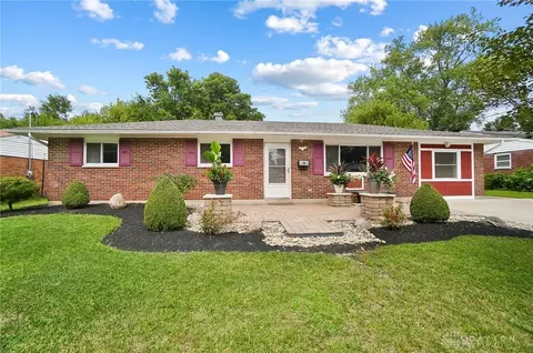 921 Stanwood Dr, Lebanon, OH 45036
