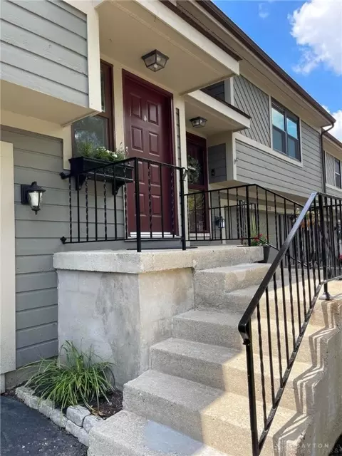 612 Kyle Ln, Fairborn, OH 45324