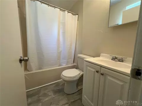3384 Ninann Ct, Cincinnati, OH 45211 photo 6