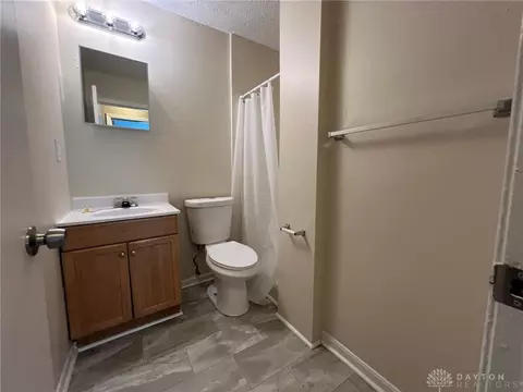 3384 Ninann Ct, Cincinnati, OH 45211 photo 9