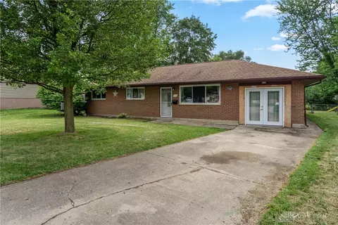 774 Louise Dr, Xenia, OH 45385