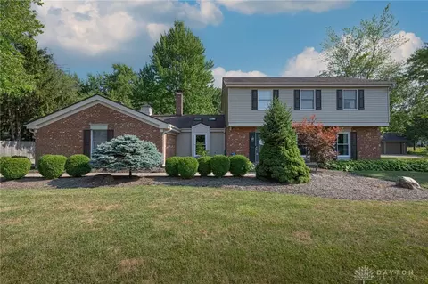 1040 Agate Trl, Washington Township, OH 45459