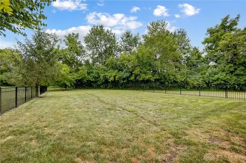 9796 Dinwiddie Ct, Dayton, OH 45458 photo 40