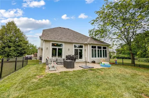 9796 Dinwiddie Ct, Dayton, OH 45458 photo 38