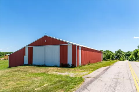 3010 E Hoop Road Rd, Xenia, OH 45385