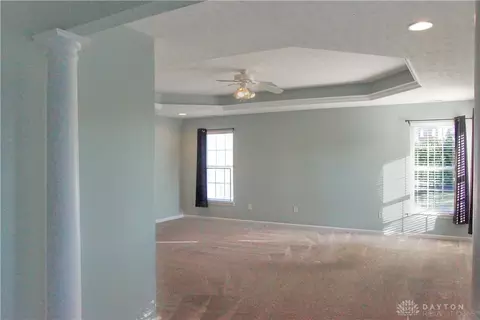 Living - 75 Martin Ln, Springboro, OH 45066 photo 15 of 22