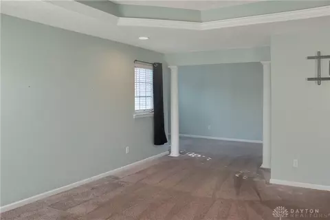 Living - 75 Martin Ln, Springboro, OH 45066 photo 16 of 22