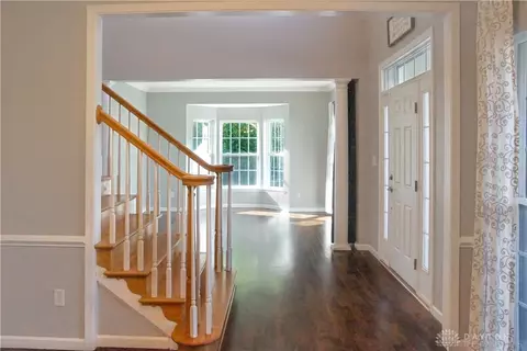 Entry Way - 75 Martin Ln, Springboro, OH 45066 photo 1 of 4
