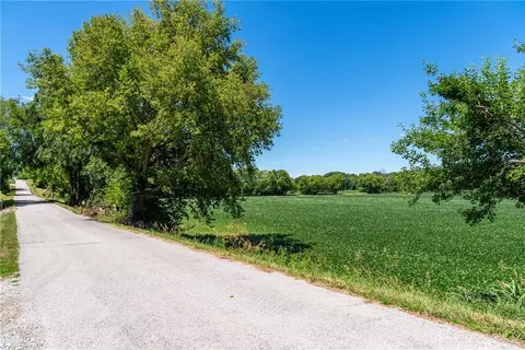 1560 Ireland Rd, Xenia, OH 45385