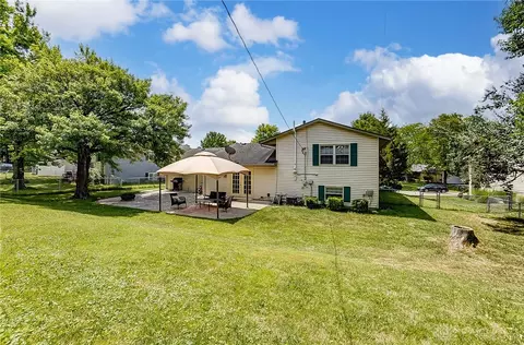 Exterior - 3057 Mountville Dr, Dayton, OH 45440 photo 7 of 9