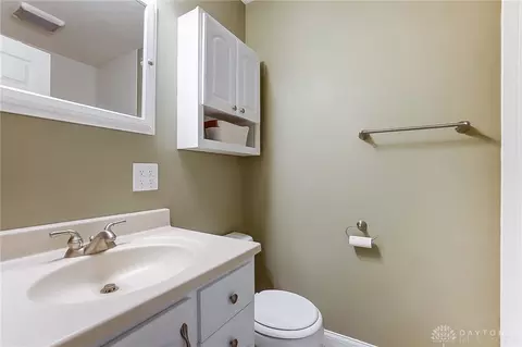 Bath - 3057 Mountville Dr, Dayton, OH 45440 photo 5 of 10