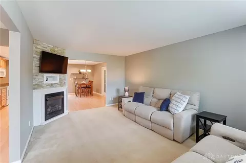 Living - 3057 Mountville Dr, Dayton, OH 45440 photo 1 of 3