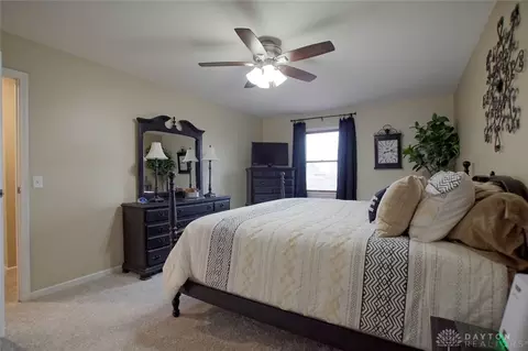 Bedroom - 5918 Megan Dr, Liberty, OH 45011 photo 3 of 9