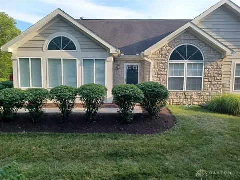 5073 Crescent Ridge Dr, Clayton, OH 45315