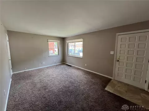 Living - 3341 Ninann Ct, Cincinnati, OH 45211 photo 2 of 2